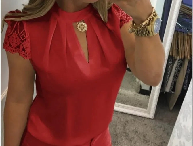 Chemises pour femmes col haut dos en V