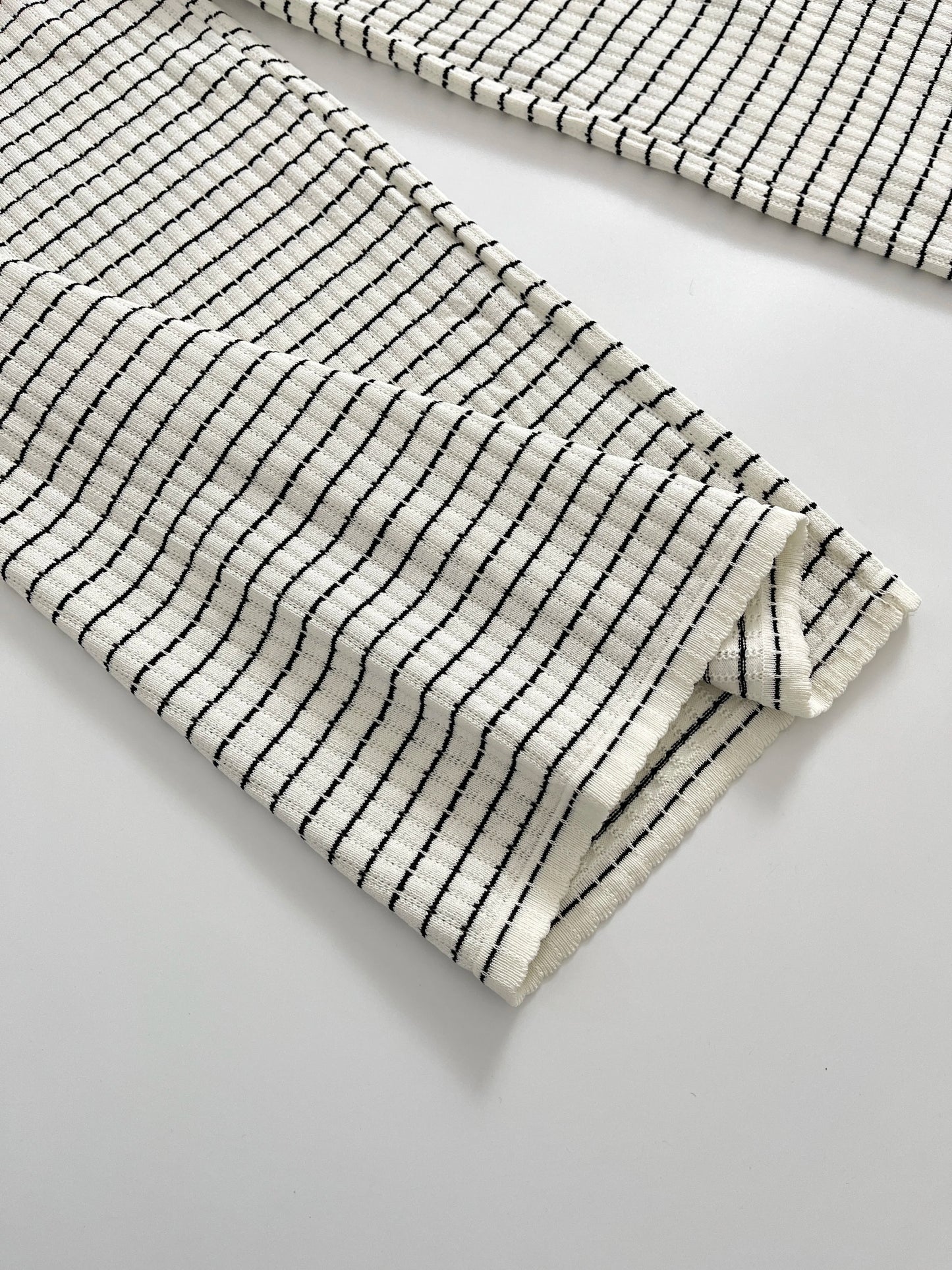 Vêtements pour femmes, nouvelle collection pantalon en tricot à rayures texturé