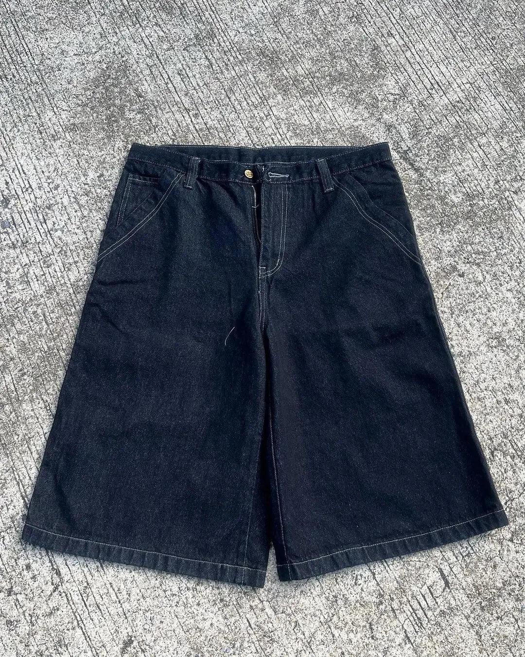 Short en jean Y2K baggy avec broderie de lettres et motif