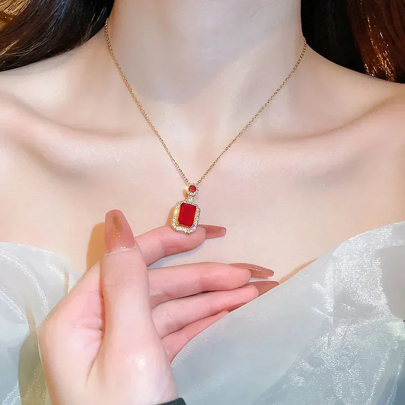 Ensemble de boucles d'oreilles, collier et bagues couleur émeraude de luxe pour femme en acier inoxydable