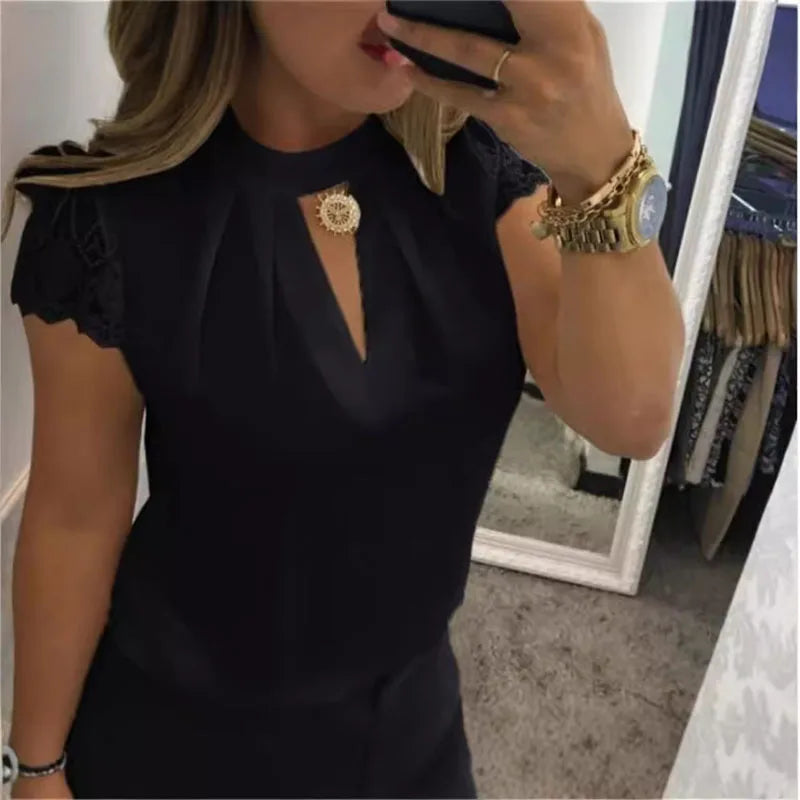 Chemises pour femmes col haut dos en V