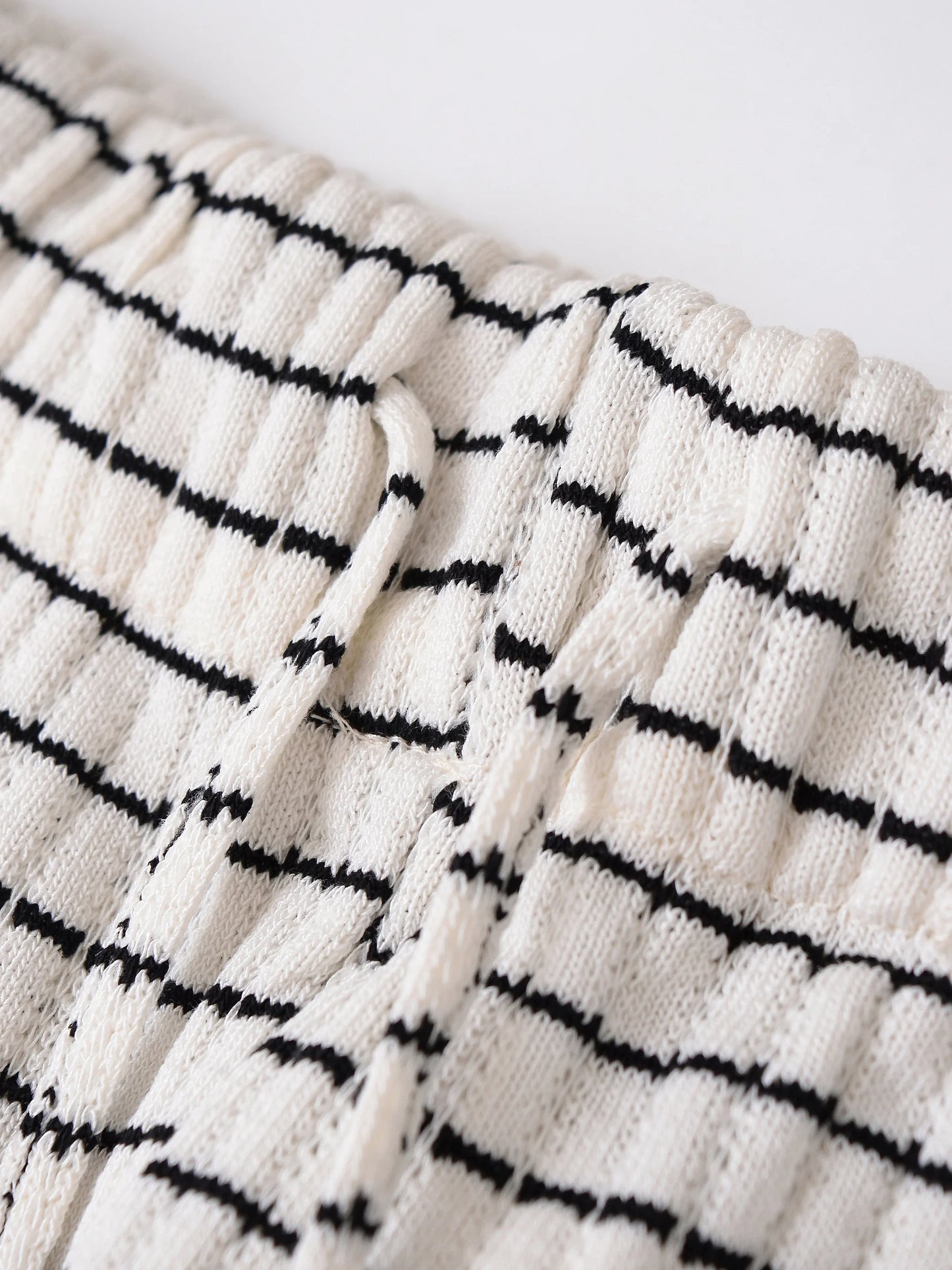 Vêtements pour femmes, nouvelle collection pantalon en tricot à rayures texturé