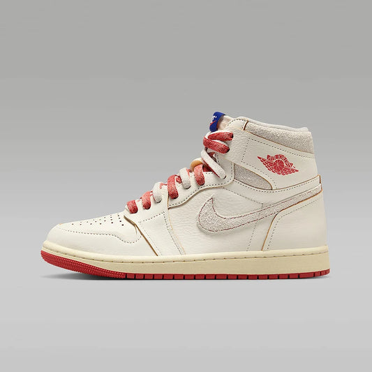 Chaussures BEIGE pour femmes Nike Air Jordan 1 High OG