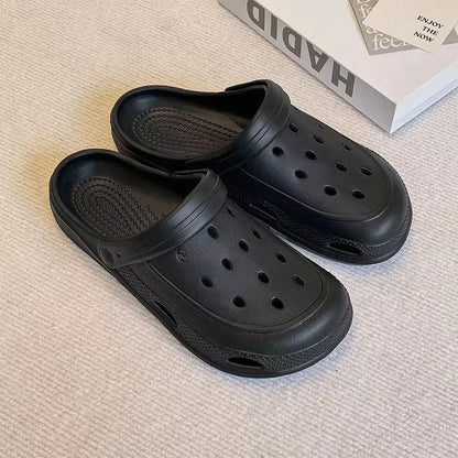 CROCS
 décontractées, antidérapantes FEMME