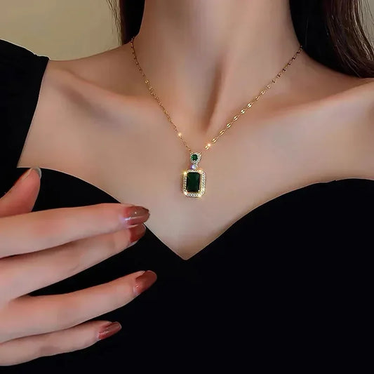 Ensemble de boucles d'oreilles, collier et bagues couleur émeraude de luxe pour femme en acier inoxydable